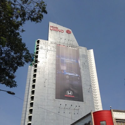 Giant Banner Hanging System