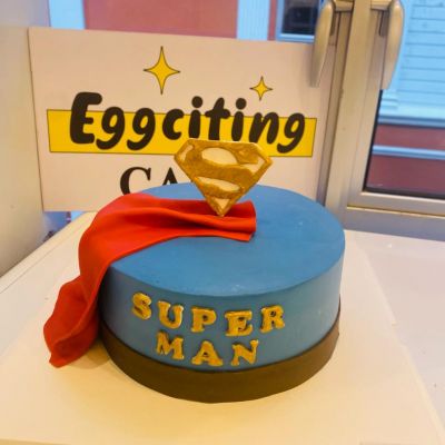 Superman cake