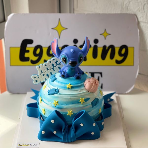 stitch universe cake