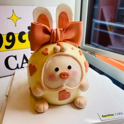 可爱猪猪兔子蛋糕