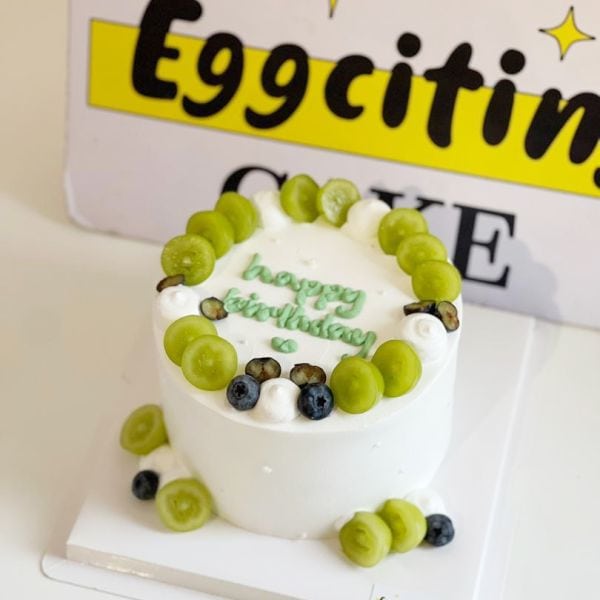 Grapes Ins cake