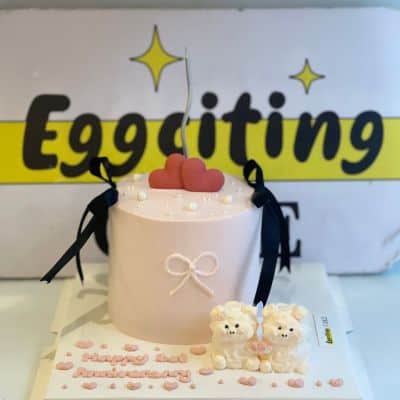 anniversary cake