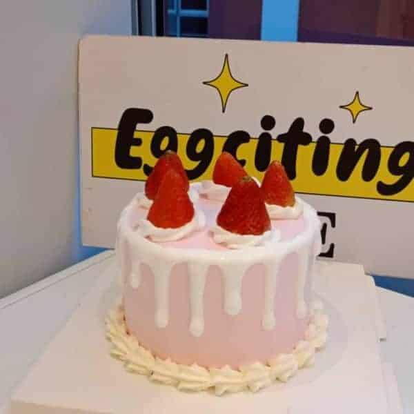 Strawberry white pink